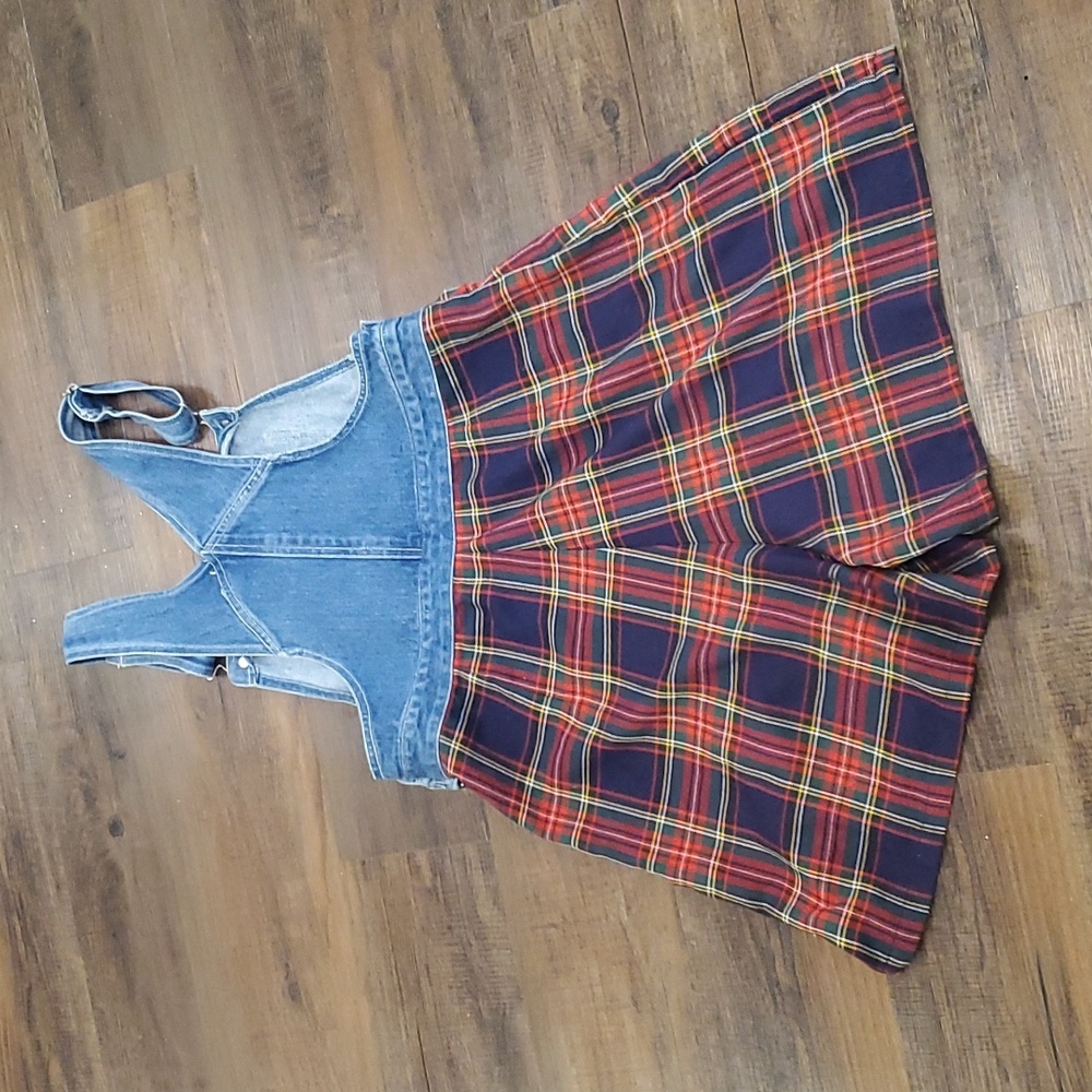 No boundaries 90s plaid and denim shortall - Picture 9 of 9